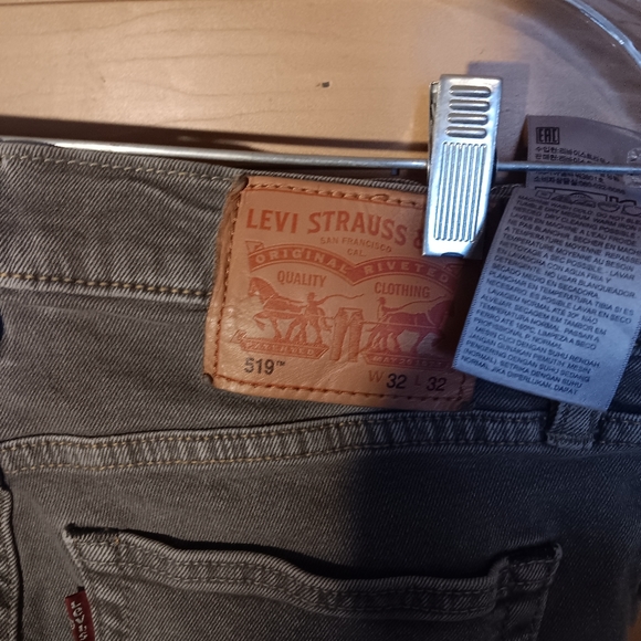 Levi’s - Picture 6 of 11